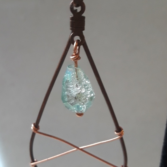 NWT Hoops w/cracked glass Earrings - Picture 3 of 3